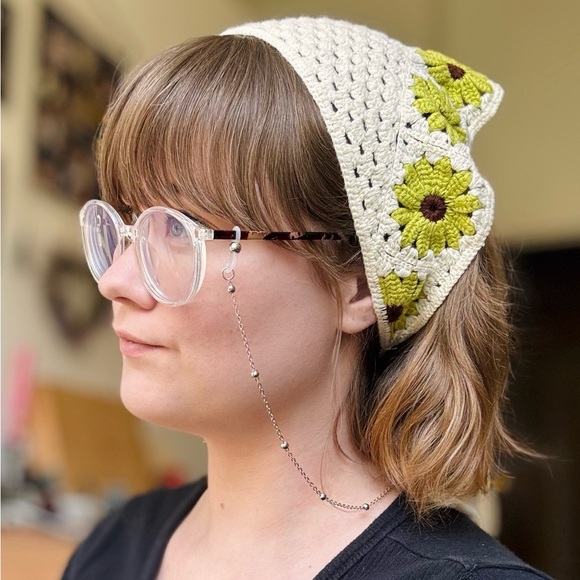 Crochet Tie Head Bandana with Green Sunflowers - Picture 1 of 2